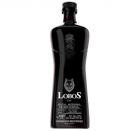 1707 Lobos Artesanal Mezcal
