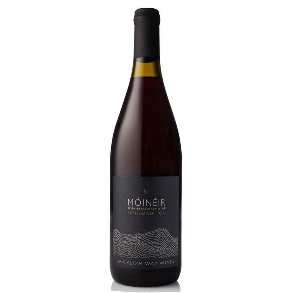 Móinéir Irish Blackberry Wine with Wild Elderberries
